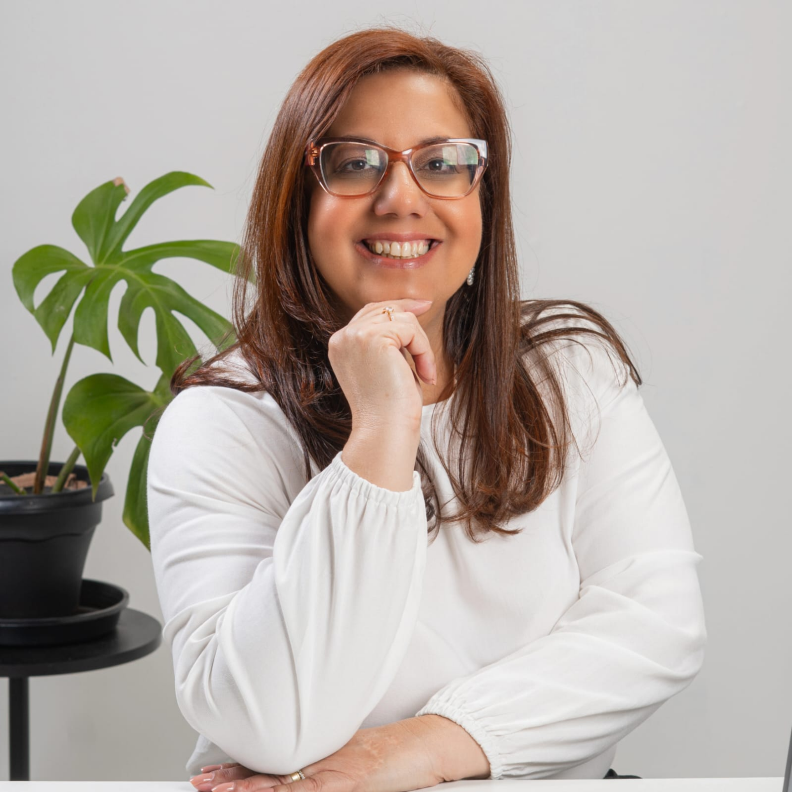Amanda Gedolin Germano em retrato profissional